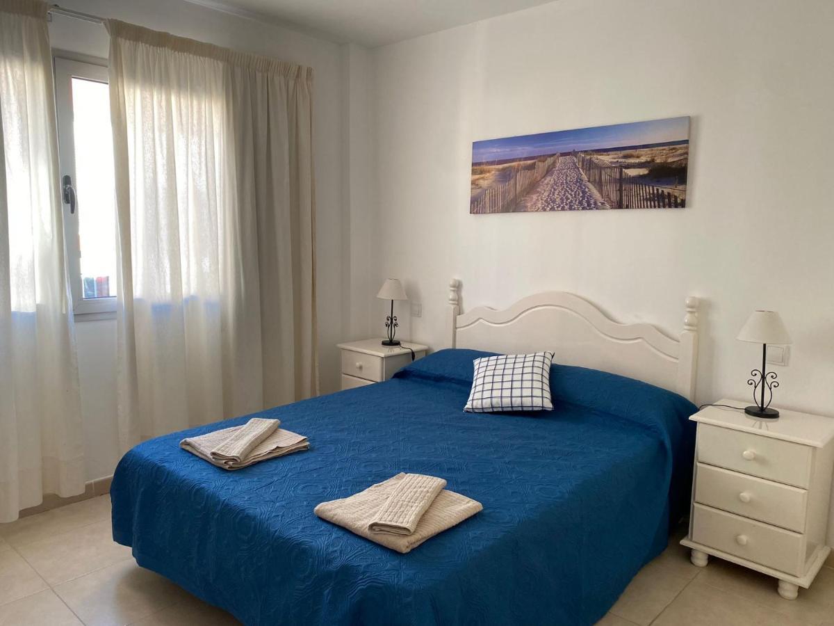 Homestay In A Shared In The Centre Of En Piso Compartido Corralejo