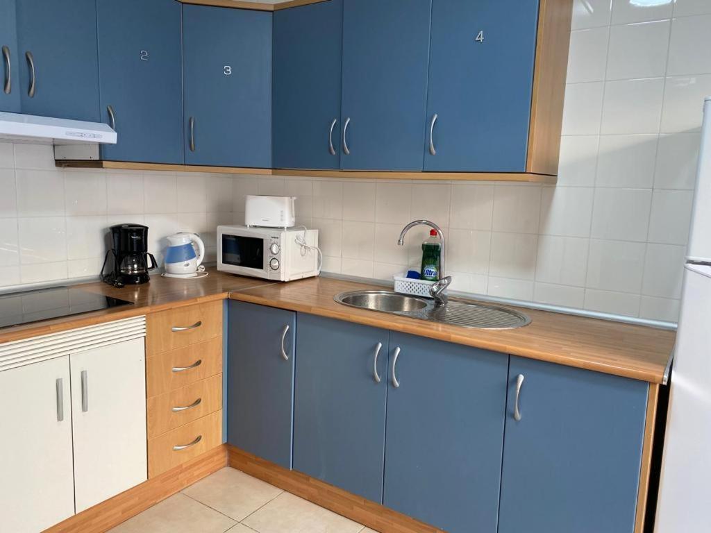In A Shared In The Centre Of En Piso Compartido Homestay Corralejo